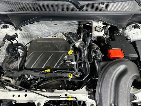 Used 2024 Chevrolet TrailBlazer LT FWD image 30