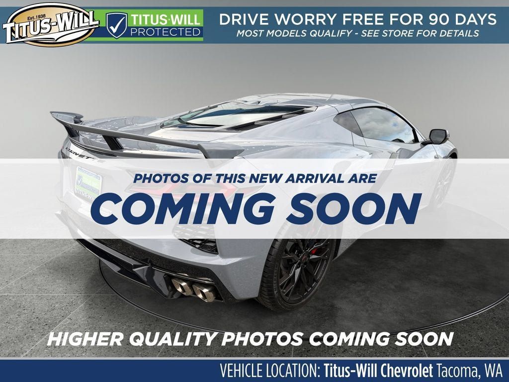 Used 2025 Chevrolet Corvette Stingray Preferred Cpe w/ Z51 Performance Package RWD image 4