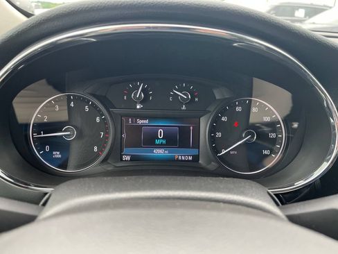 Used 2021 Buick Encore Preferred FWD image 16