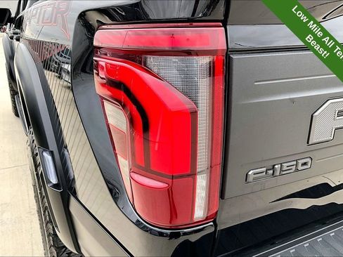 Used 2025 Ford F150 Raptor image 39