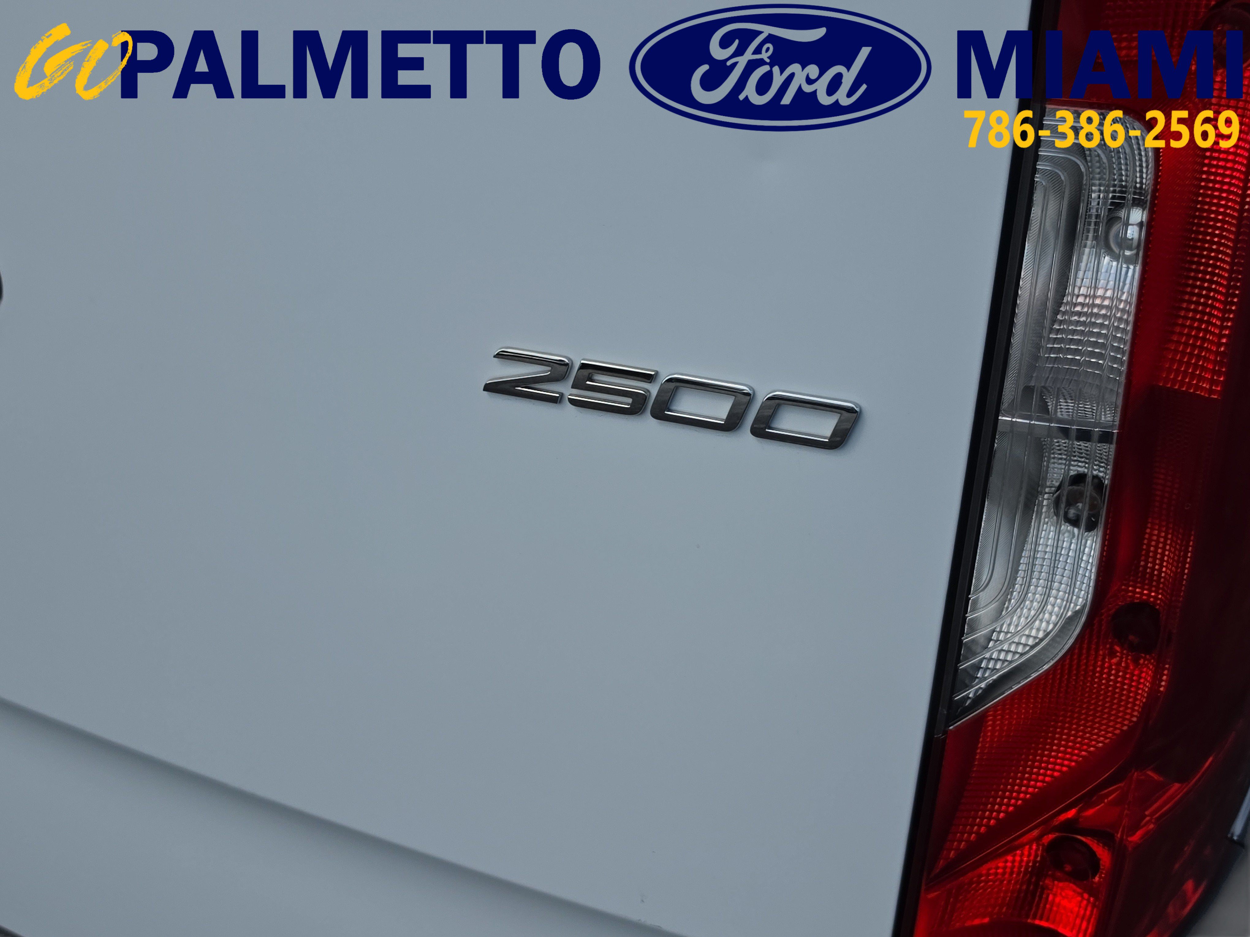 Used 2025 Mercedes-Benz Sprinter 2500 image 7