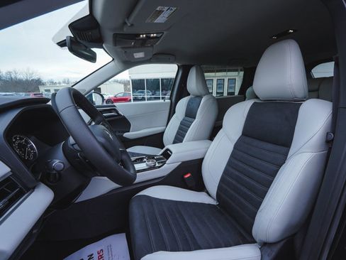 New 2026 Mitsubishi Outlander SE image 34