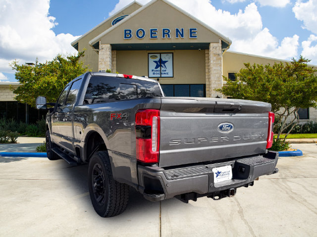 Used 2024 Ford F250 Lariat w/ Sport Appearance Package AWD/4WD image 3