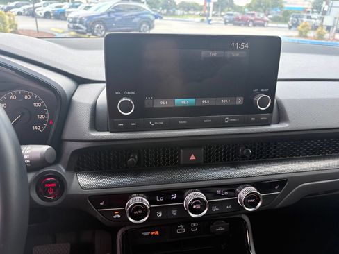Used 2025 Honda CR-V Sport image 12