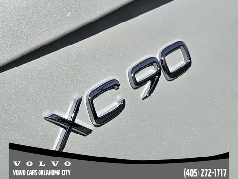 New 2026 Volvo XC90 B6 Plus w/ Protection Package Premier image 10