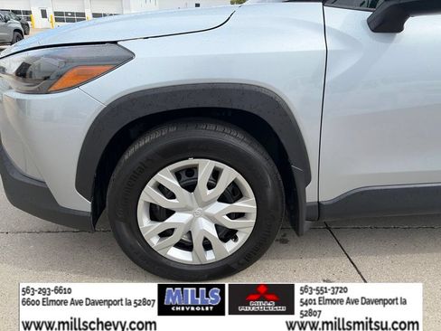 Used 2026 Toyota Corolla Cross L FWD image 9