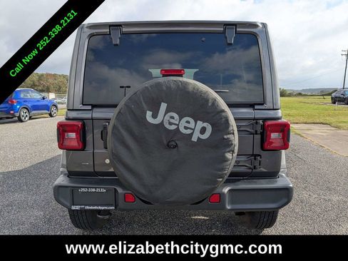 Used 2020 Jeep Wrangler Unlimited Sahara image 5