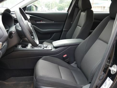 Used 2022 MAZDA CX-30 AWD 2.5 S image 11