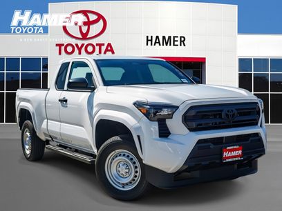 New 2025 Toyota Tacoma SR