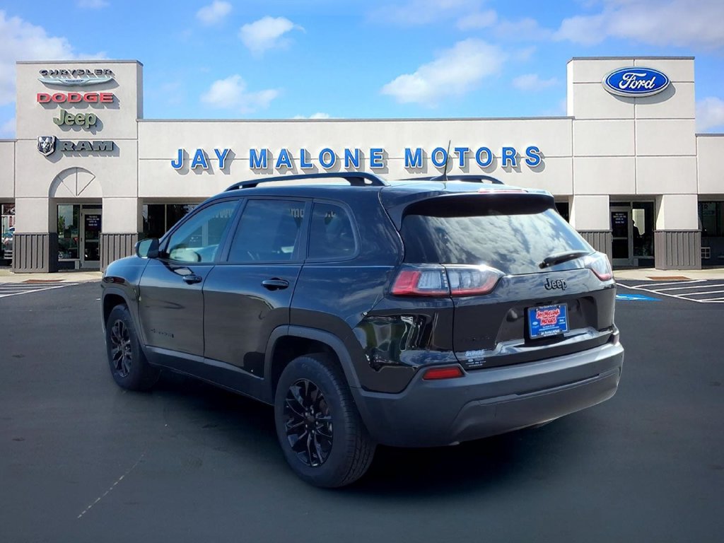 Used 2023 Jeep Cherokee Altitude Lux AWD/4WD image 4