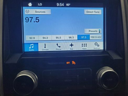 Used 2016 Ford F150 Lariat w/ Equipment Group 502A Luxury image 25