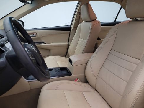 Used 2016 Toyota Camry XLE w/ Convenience Package FWD image 17