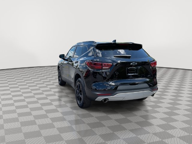 Certified 2026 Chevrolet Blazer LT w/ Midnight/Sport Edition AWD/4WD image 9