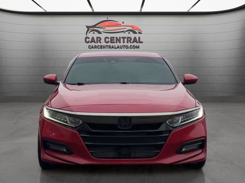 Used 2018 Honda Accord Sport image 8