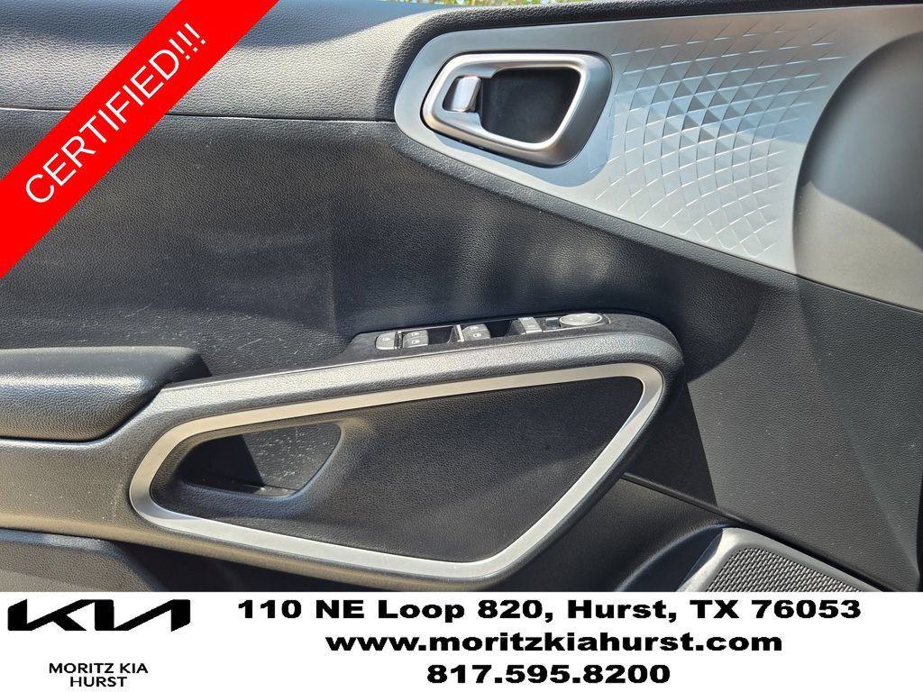 Certified 2024 Kia Soul LX w/ Option Group 015 FWD image 26
