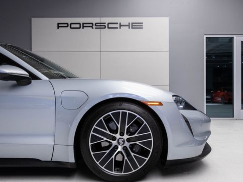 Certified 2023 Porsche Taycan image 11