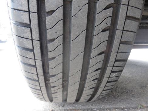 Used 2012 Hyundai Santa Fe GLS FWD image 28