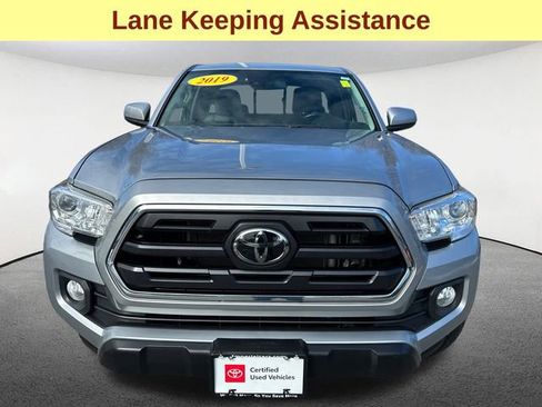 Certified 2019 Toyota Tacoma SR5 w/ SR5 Appearance Package (SM) image 4