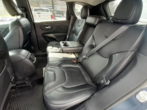 Used 2021 Jeep Cherokee Latitude Lux AWD/4WD image 44