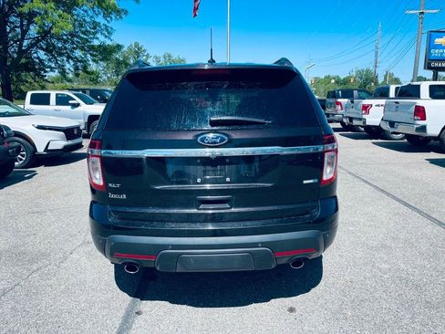 Used 2014 Ford Explorer XLT w/ Equipment Group 202A AWD/4WD image 5