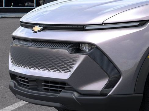 New 2026 Chevrolet Equinox EV LT image 13