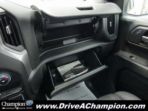 Used 2023 Chevrolet Silverado 1500 Custom image 35