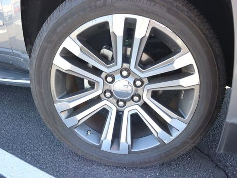 Used 2019 GMC Yukon Denali w/ Open Road Package image 17