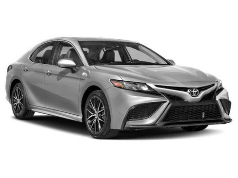 Used 2022 Toyota Camry SE FWD image 9