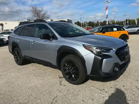 Certified 2025 Subaru Outback Onyx Edition image 2