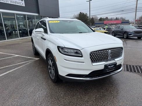 Used 2023 Lincoln Nautilus Reserve image 17