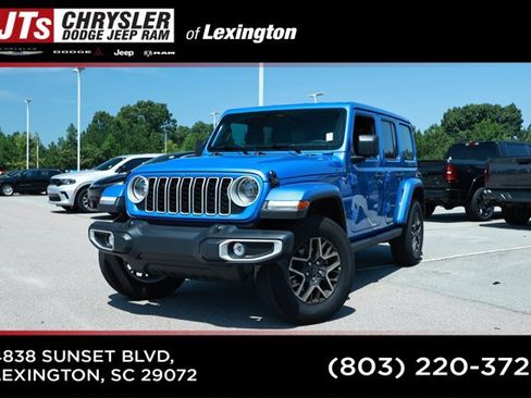 Used 2026 Jeep Wrangler Unlimited Sahara AWD/4WD image 1