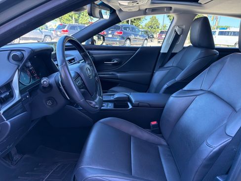 Used 2021 Lexus ES 250 w/ Premium Package AWD/4WD image 12
