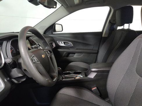 Used 2017 Chevrolet Equinox LS FWD image 17