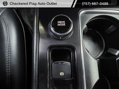 Used 2022 Lincoln Corsair AWD w/ Premium Package image 34