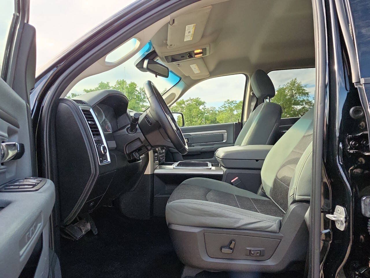 Used 2014 RAM 1500 Big Horn AWD/4WD image 10