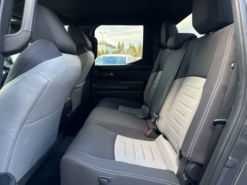 Used 2025 Toyota Tacoma TRD Off-Road image 17