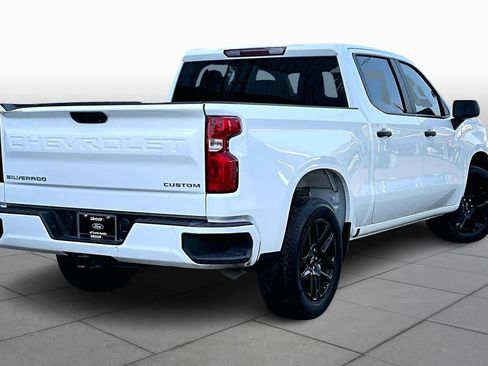 Used 2023 Chevrolet Silverado 1500 Custom image 12