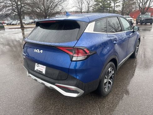 Used 2023 Kia Sportage EX image 5