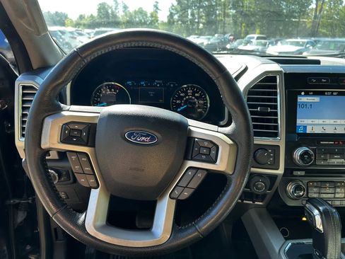 Used 2016 Ford F150 Lariat w/ Equipment Group 502A Luxury image 18