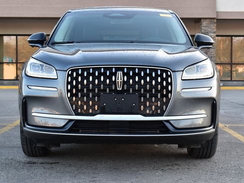 Used 2025 Lincoln Corsair Reserve image 2