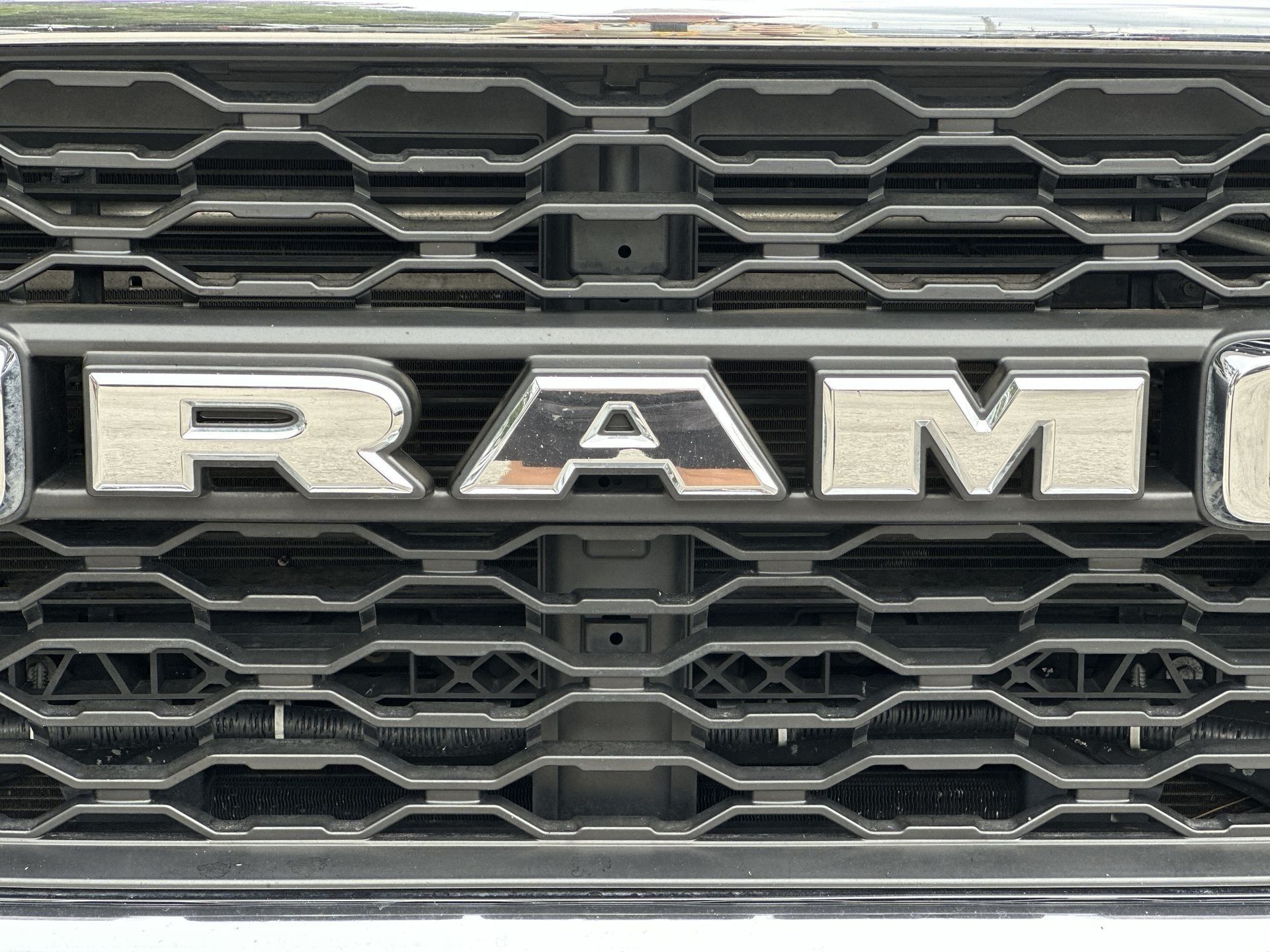 Used 2020 RAM 2500 Tradesman w/ Chrome Appearance Group RWD image 31
