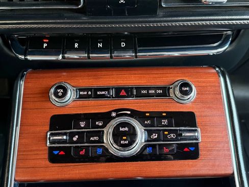 Used 2021 Lincoln Aviator Reserve w/ Equipment Group 208A image 57