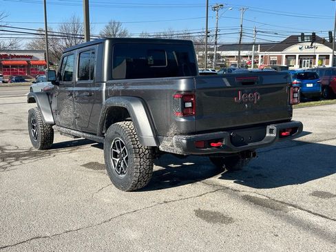 New 2026 Jeep Gladiator Rubicon w/ Steel Power Dome Hood Package AWD/4WD image 9