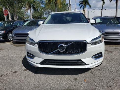 Used 2018 Volvo XC60 T6 Momentum w/ Advanced Package image 2
