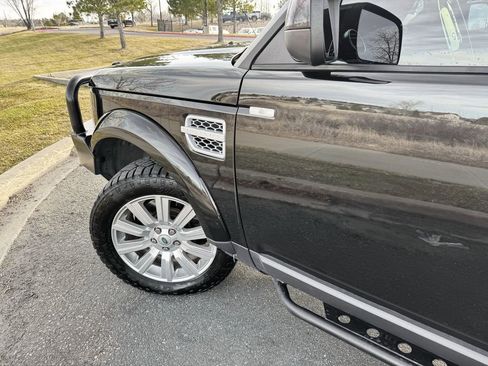 Used 2013 Land Rover LR4 HSE image 11