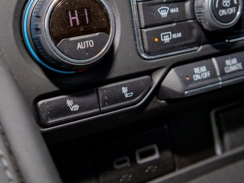 Certified 2023 Chevrolet Tahoe Z71 w/ Luxury Package image 24