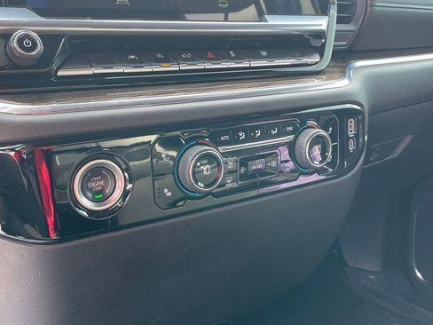 Used 2024 Chevrolet Silverado 1500 LT image 17