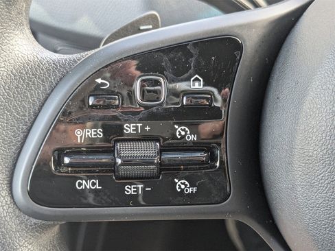 Used 2024 Mercedes-Benz Sprinter 2500 image 24