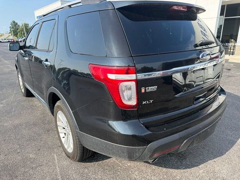 Used 2014 Ford Explorer XLT w/ Equipment Group 201A AWD/4WD image 2