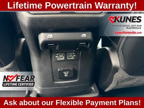 Used 2023 Jeep Wrangler Unlimited Sahara image 35